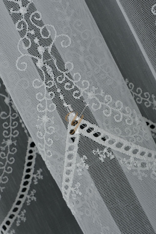 24P7485N Tül Perde V-Fikse